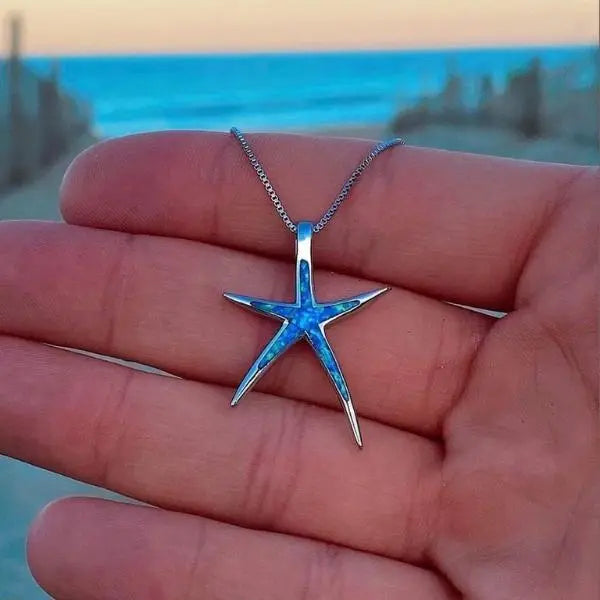 Halskette mit Seestern-Anhänger aus Silber mit Blauem Opal