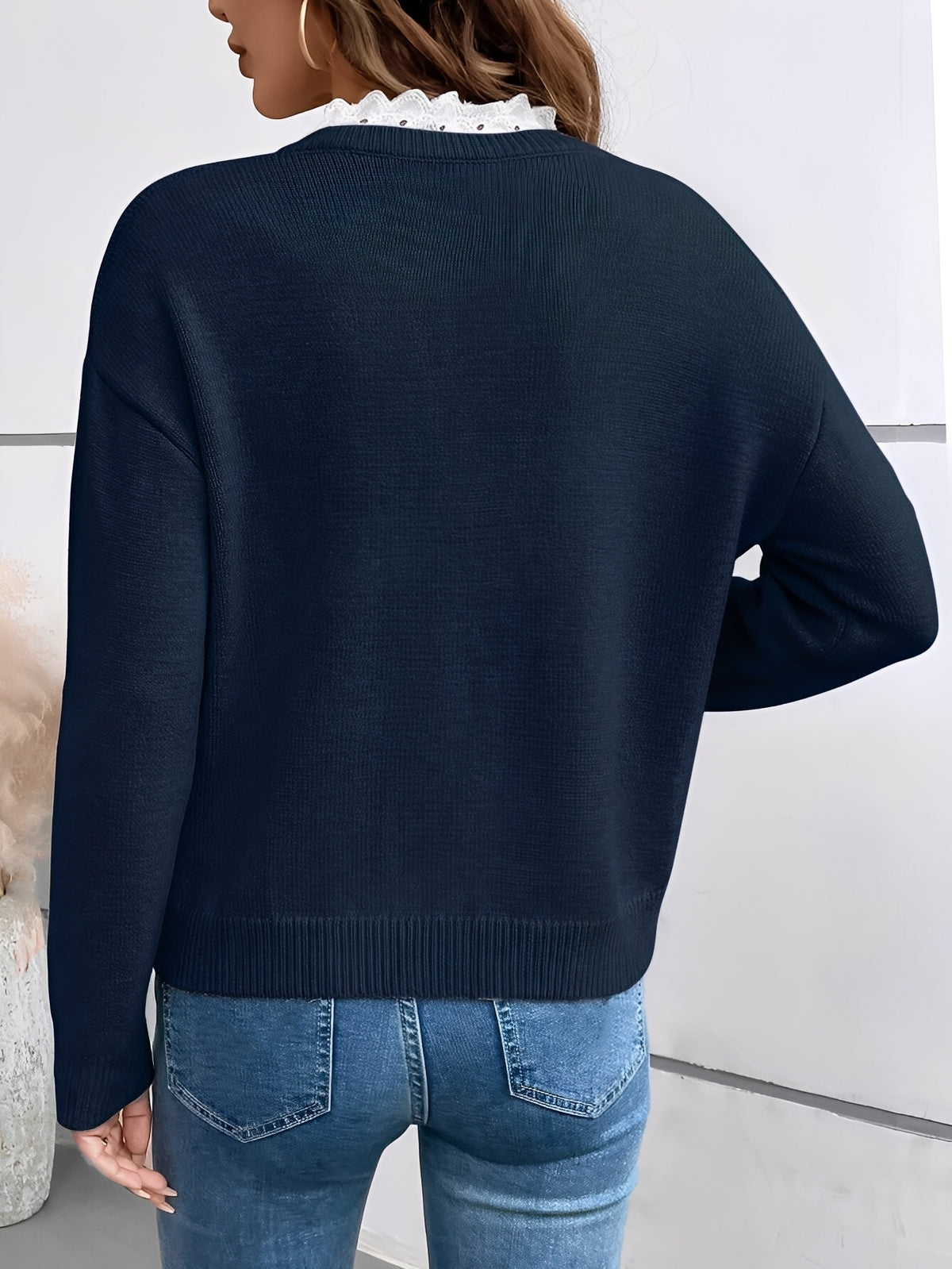 Vera - elegante Bluse mit Spitzendetails