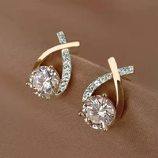 Ohrringe mit goldenem Kreuz und Zirkonia